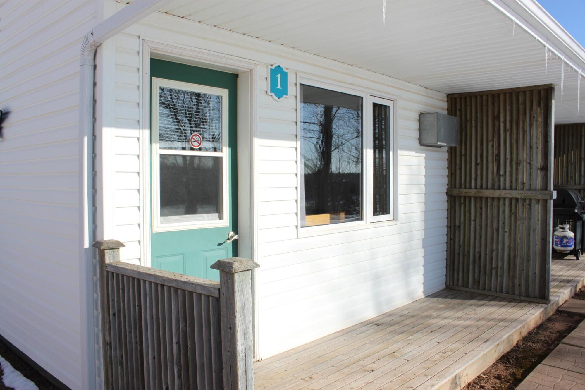 Lanes Riverhouse Inn & Cottages Montague Стая снимка